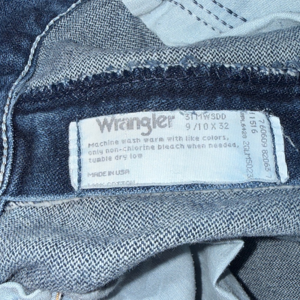 Wrangler Dark Blue Jean Shorts - Picture 5 of 5